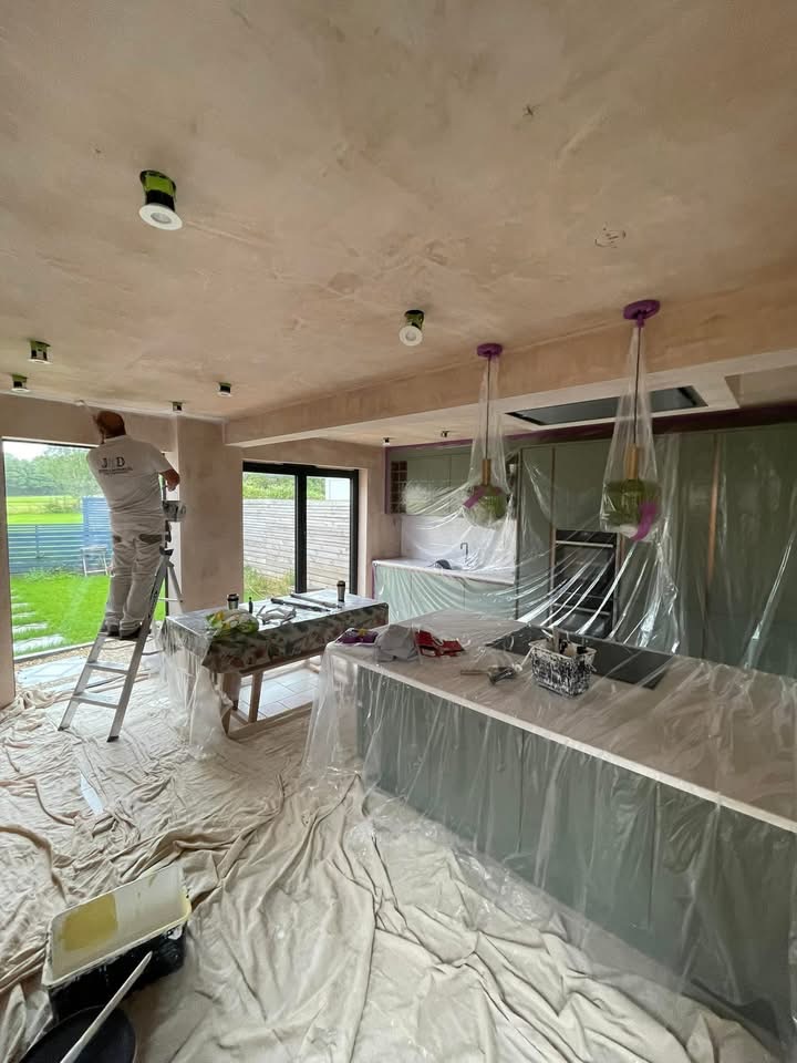 Green kitchen, before decorating